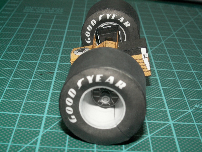 Lotus 81 (Plná velikost v novém okně) Lotus 81