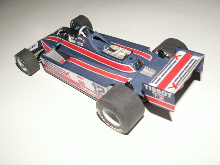 Lotus 81 (Plná velikost v novém okně) Lotus 81
