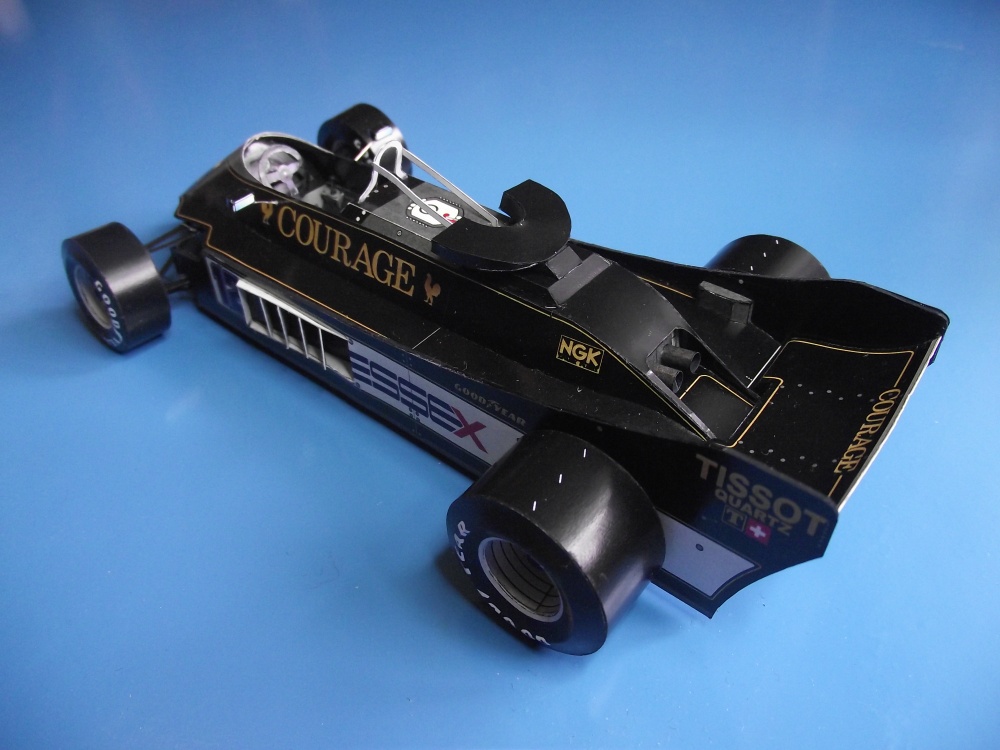 Lotus 88 1981 (Plná velikost v novém okně) Lotus 88 1981