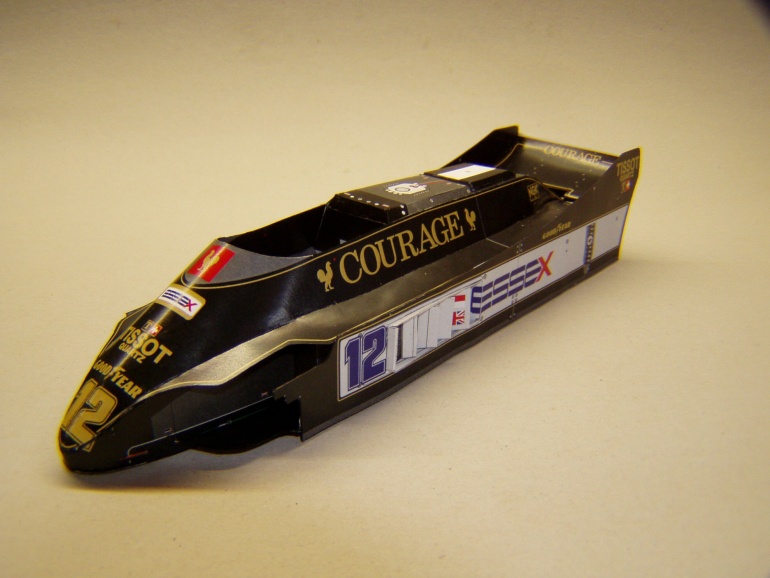 Lotus 88B, 1981, N. Mansell (Plná velikost v novém okně) Lotus 88B, 1981, N. Mansell