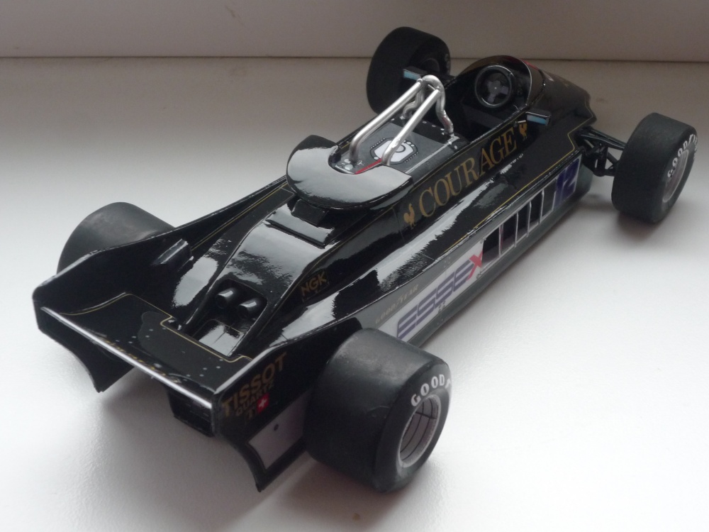 Lotus 88B (Plná velikost v novém okně) Lotus 88B