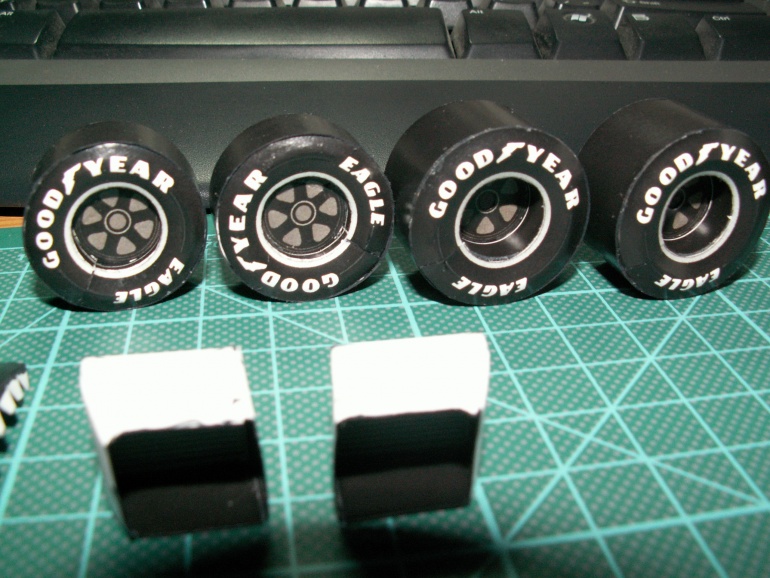 24-hodinovka 2008 - Lotus 98T (Plná velikost v novém okně) 24-hodinovka 2008 - Lotus 98T