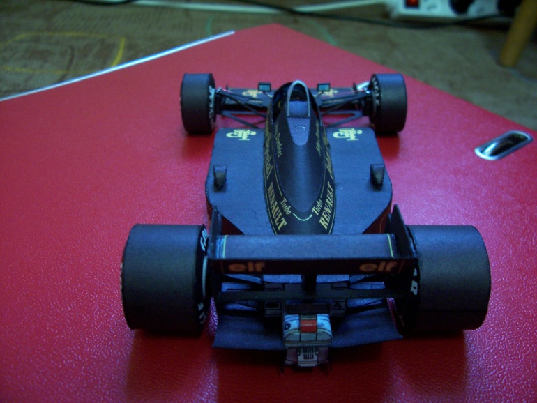 Lotus 98T (Pln� velikost v nov�m okn�) Lotus 98T