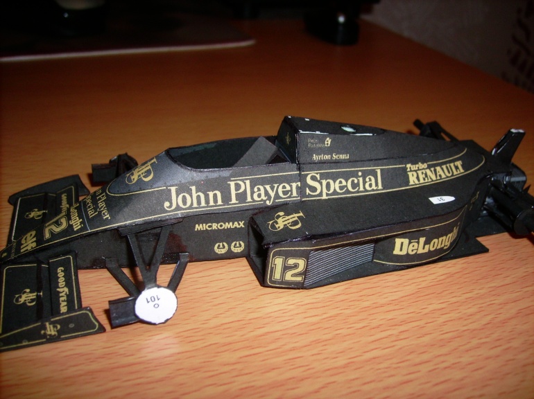 Lotus 98T A.Senna
