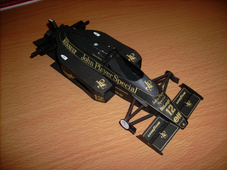 Lotus 98T A.Senna (Plná velikost v novém okně) Lotus 98T A.Senna