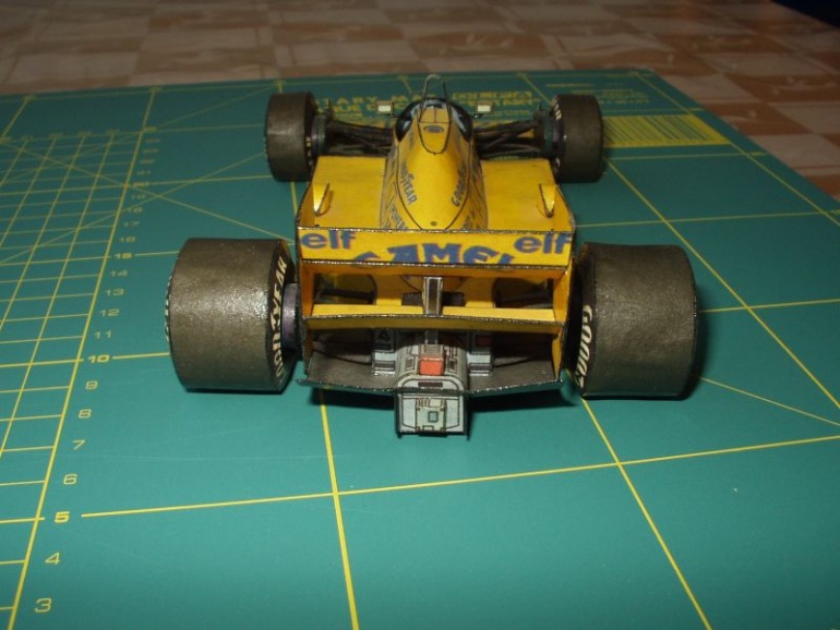 Lotus 99T Honda (Plná velikost v novém okně) Lotus 99T Honda