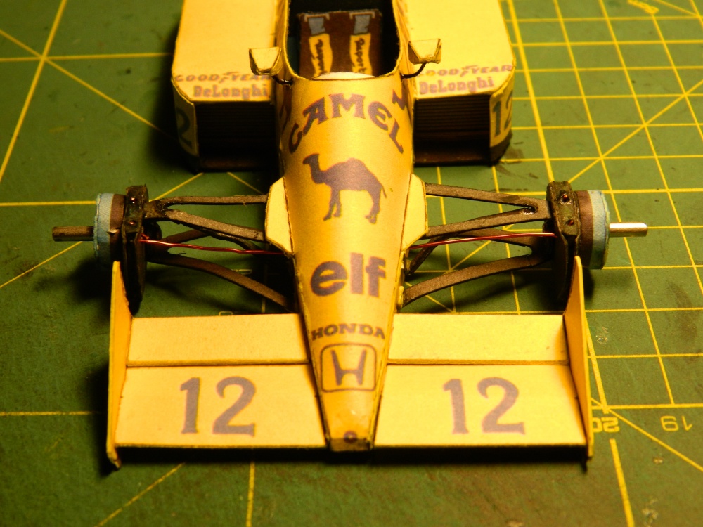 Lotus 99T (Plná velikost v novém okně) Lotus 99T