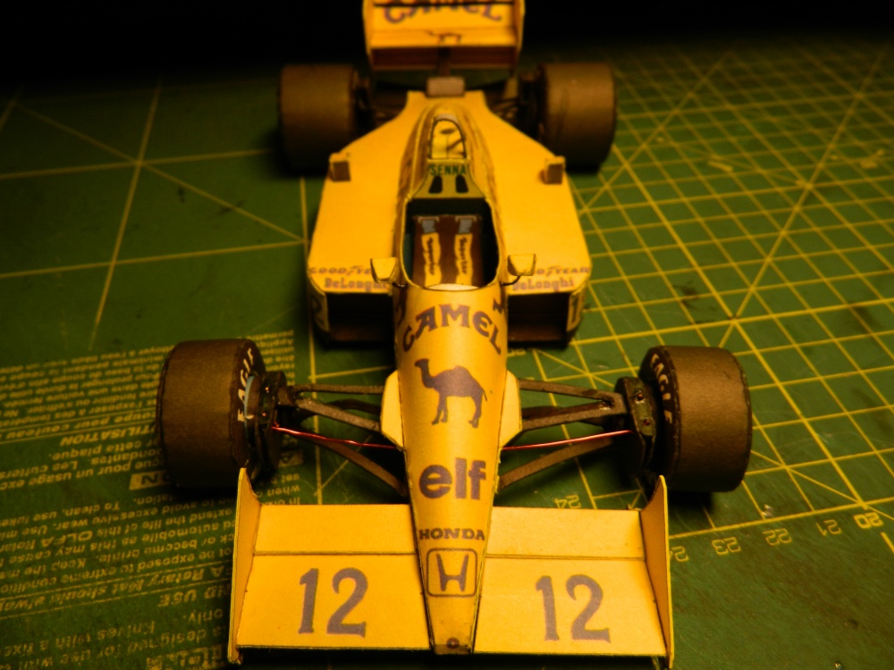 Lotus 99T (Plná velikost v novém okně) Lotus 99T