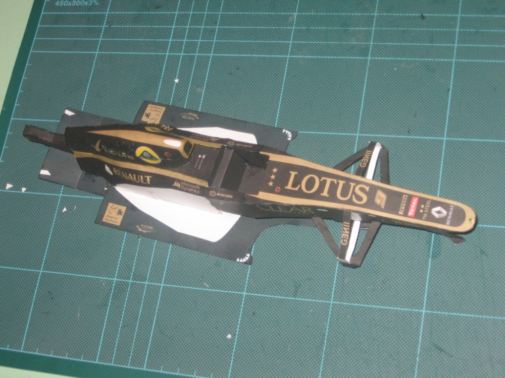 Lotus E20 (Plná velikost v novém okně) Lotus E20