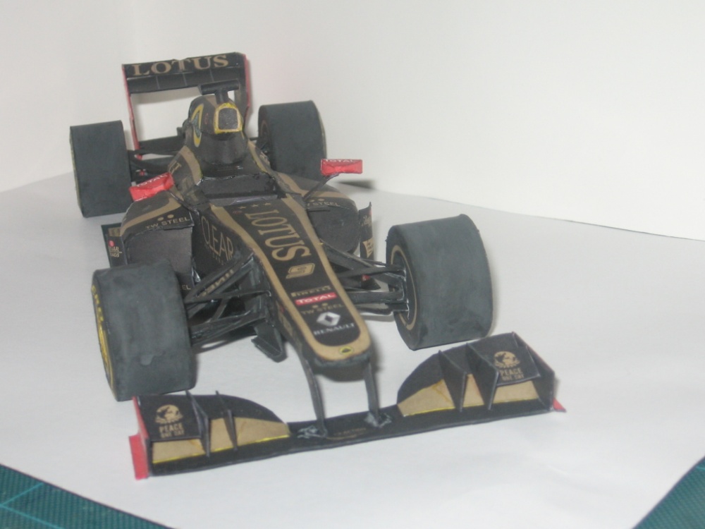 Lotus E20 (Plná velikost v novém okně) Lotus E20