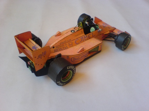 Lotus Honda 99T / 40