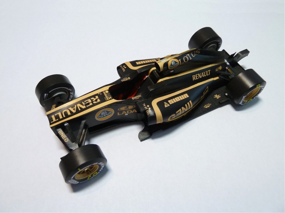 Renault R31 VC Brazílie 2011 B.Senna (Plná velikost v novém okně) Renault R31 VC Brazílie 2011 B.Senna