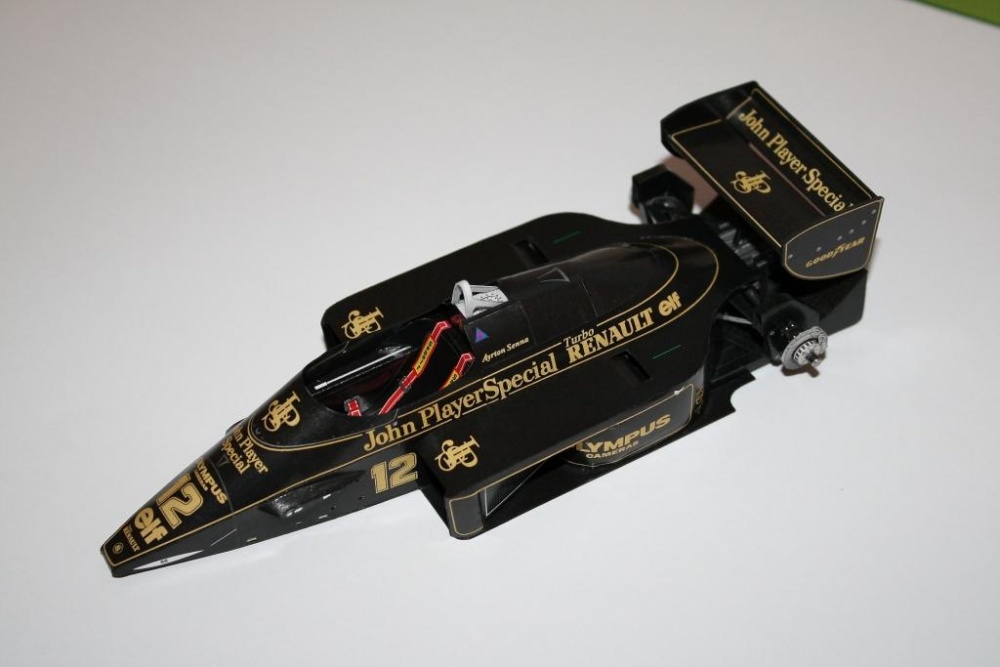 Lotus Renault 97T, GP Portugalska 1985 (Plná velikost v novém okně) Lotus Renault 97T, GP Portugalska 1985