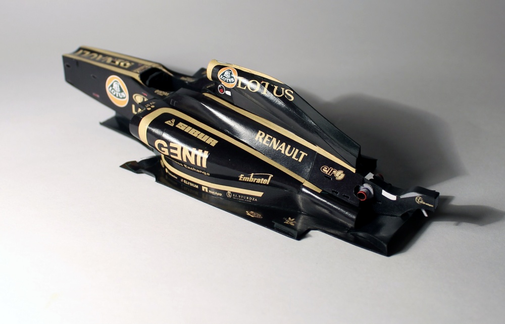 Lotus Renault R31 - Bruno Senna, Brazilian GP 2011 (Plná velikost v novém okně) Lotus Renault R31 - Bruno Senna, Brazilian GP 2011