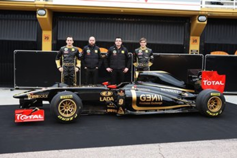 Lotus-Renault R31 (Plná velikost v novém okně) Lotus-Renault R31