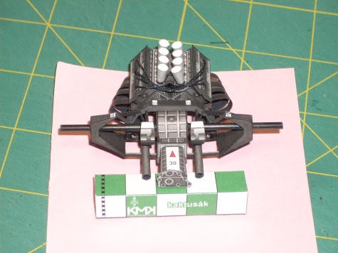 LOTUS  72D
