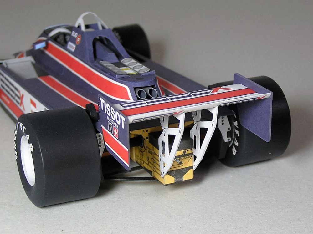 Lotus 81 (Plná velikost v novém okně) Lotus 81