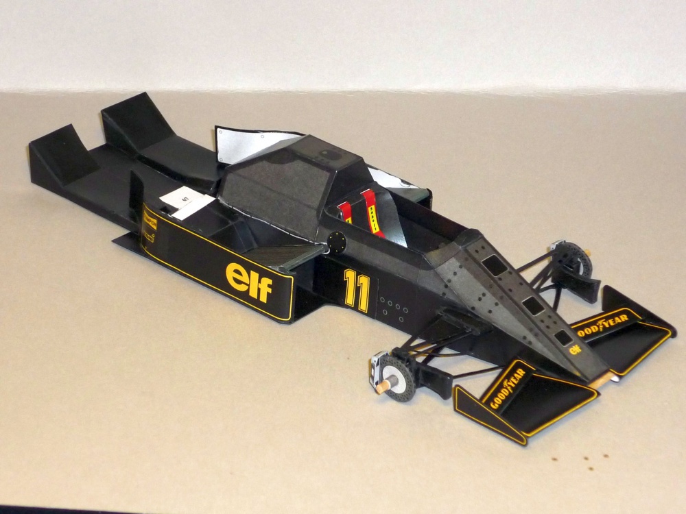 Lotus 95T (Plná velikost v novém okně) Lotus 95T