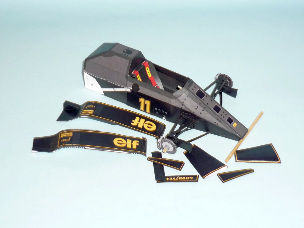 Lotus 95T (Plná velikost v novém okně) Lotus 95T