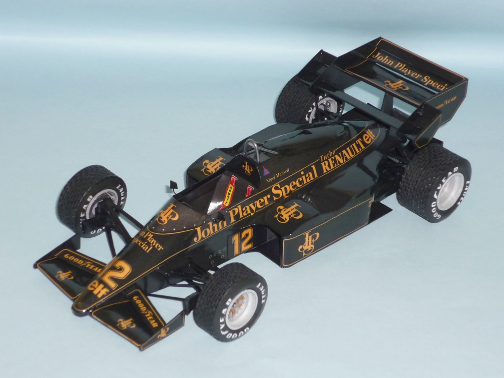 Lotus 95T (Plná velikost v novém okně) Lotus 95T