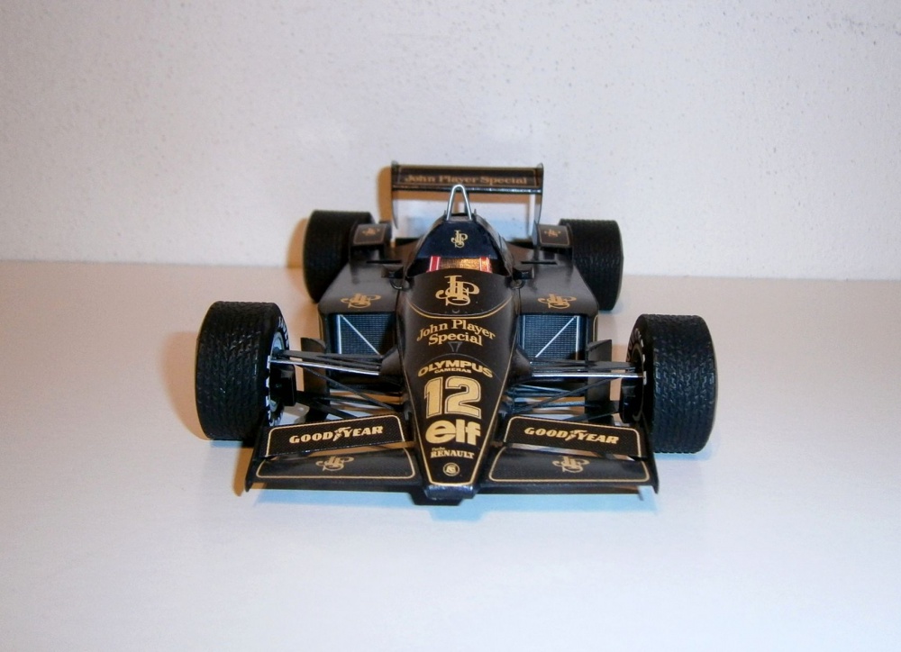 Lotus Renault 97T - A.Senna, GP Portugal 1985 (Plná velikost v novém okně) Lotus Renault 97T - A.Senna, GP Portugal 1985