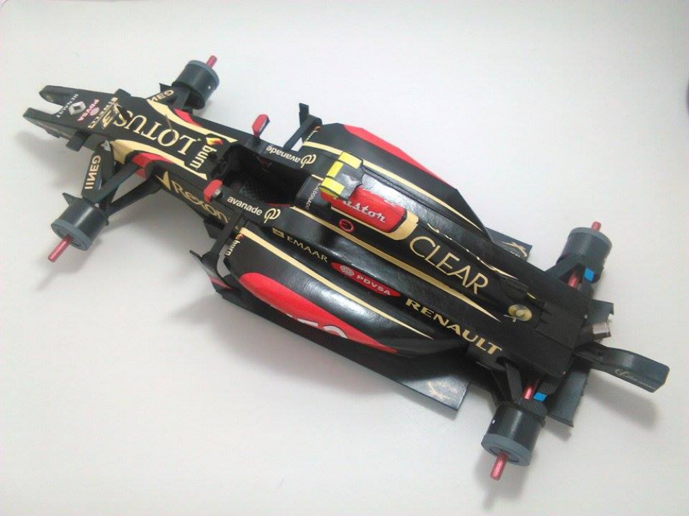 Lotus Renault E22 - P. Maldonado - 2014 (Plná velikost v novém okně) Lotus Renault E22 - P. Maldonado - 2014