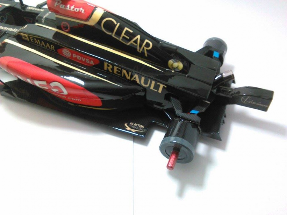 Lotus Renault E22 - P. Maldonado - 2014 (Plná velikost v novém okně) Lotus Renault E22 - P. Maldonado - 2014