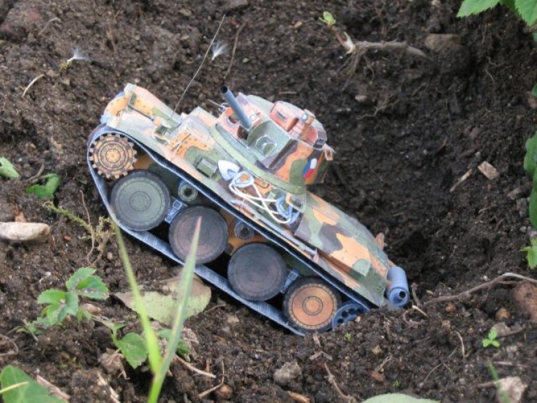 LT 38