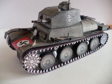 LT 40