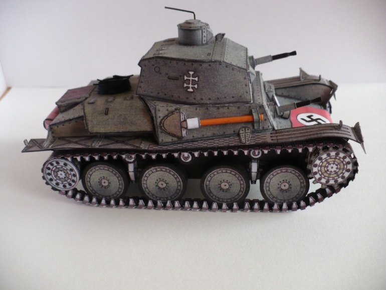 LT 40