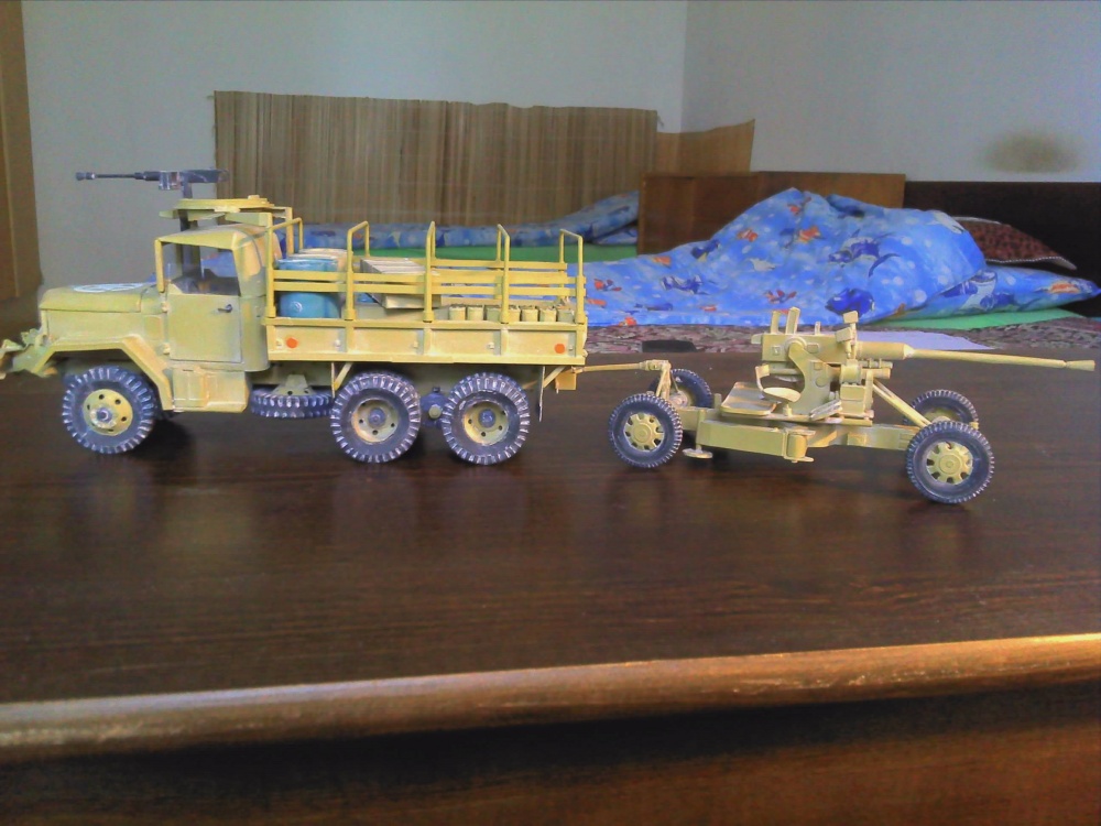 M35 A2 6x6 +bofors 40mm (Plná velikost v novém okně) M35 A2 6x6 +bofors 40mm