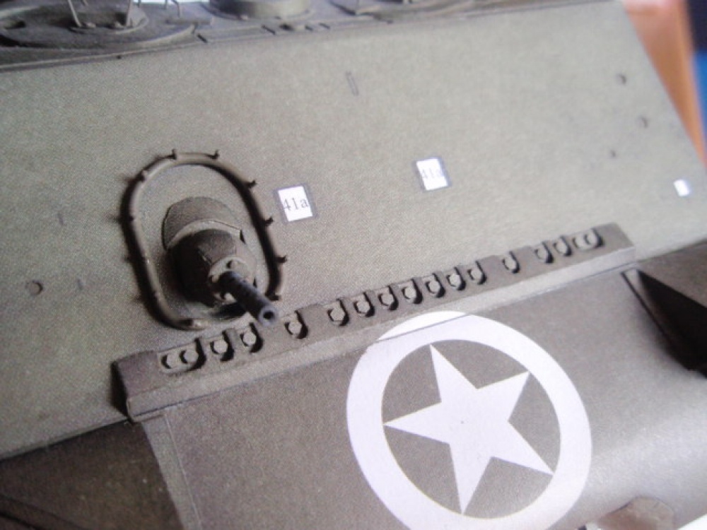 M4A3 Sherman (Plná velikost v novém okně) M4A3 Sherman