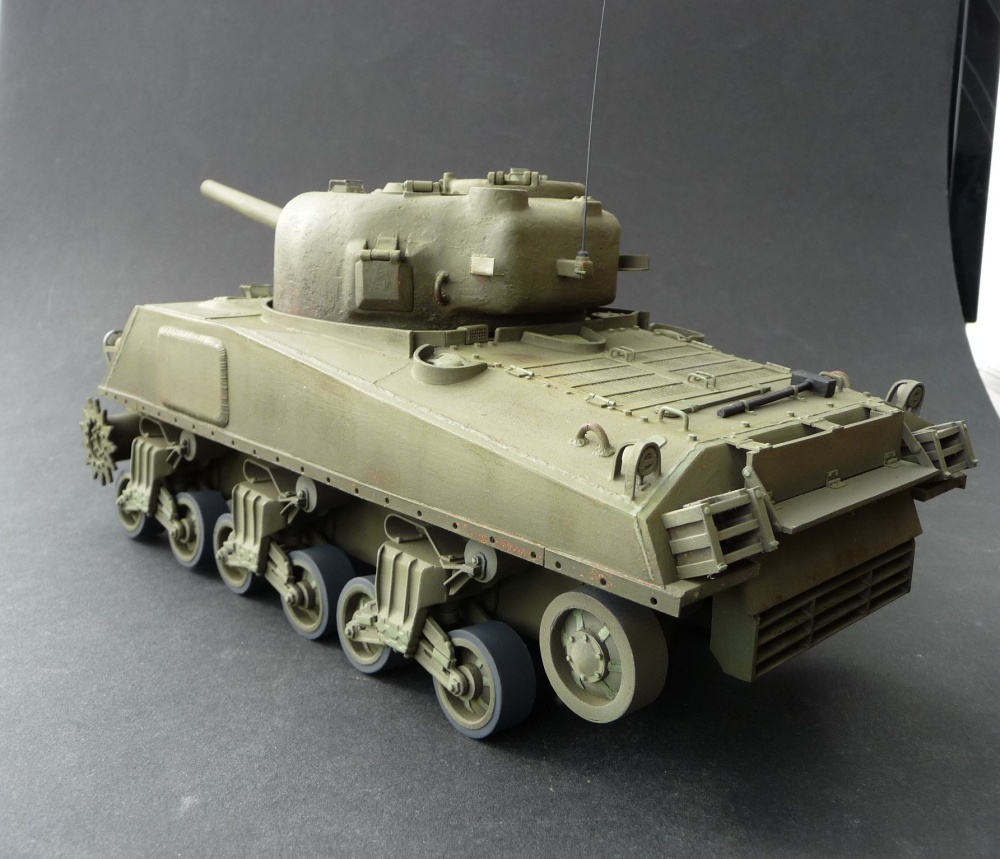 M4A3 Sherman (Plná velikost v novém okně) M4A3 Sherman