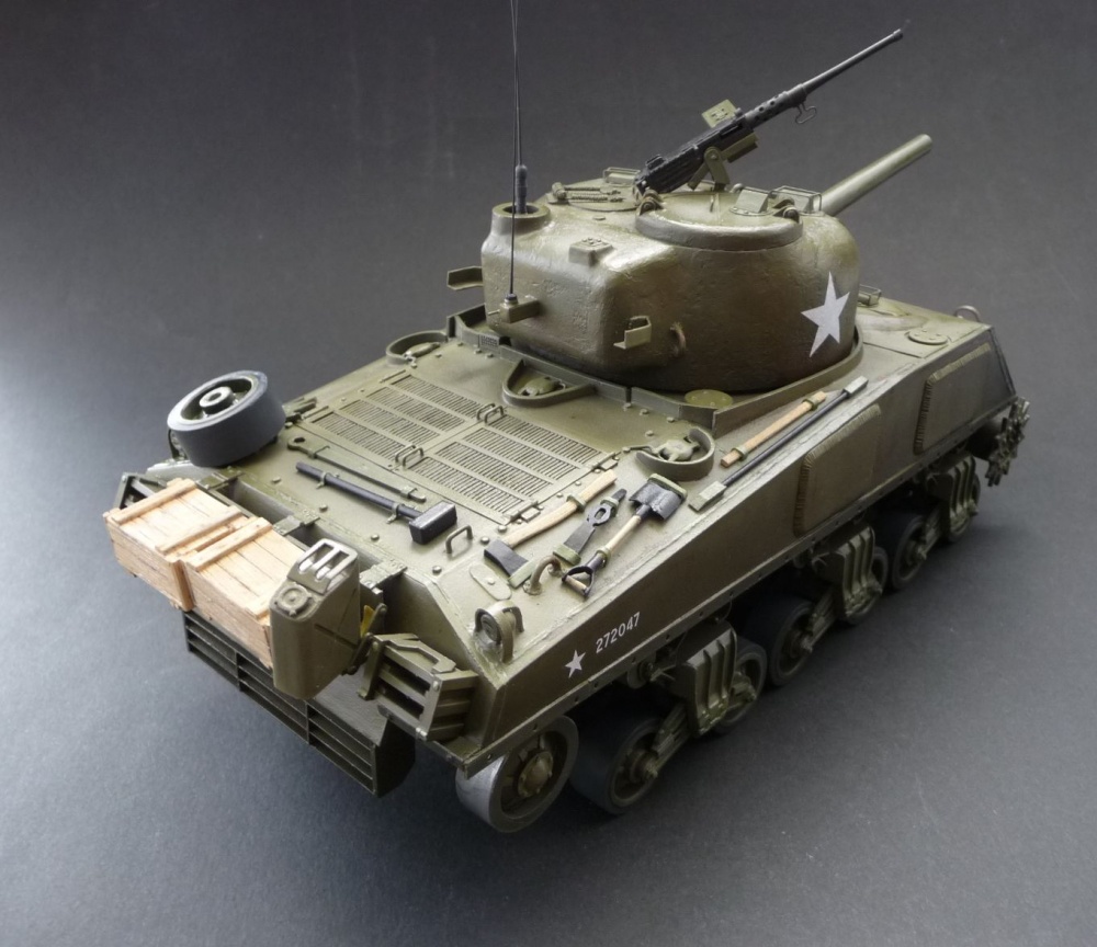 M4A3 Sherman (Plná velikost v novém okně) M4A3 Sherman