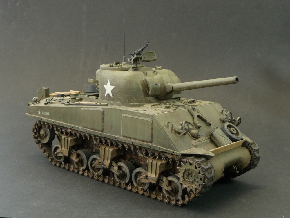 M4A3 Sherman (Plná velikost v novém okně) M4A3 Sherman