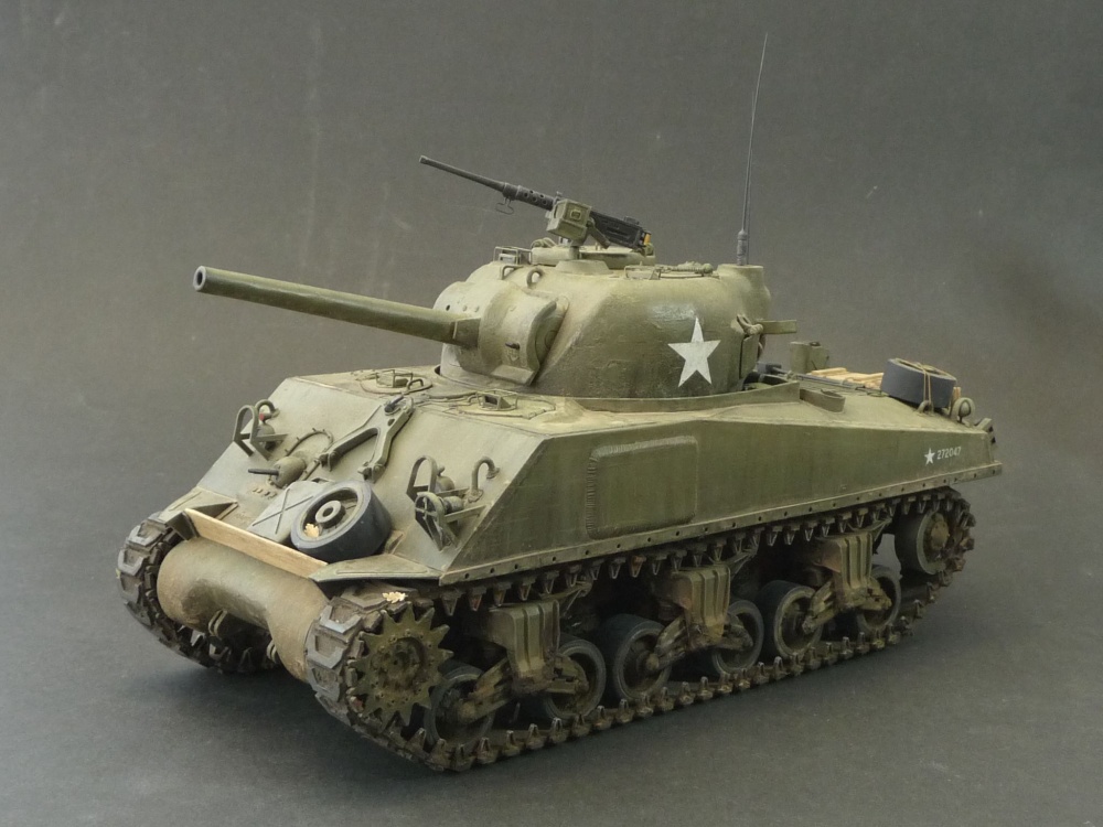 M4A3 Sherman (Plná velikost v novém okně) M4A3 Sherman