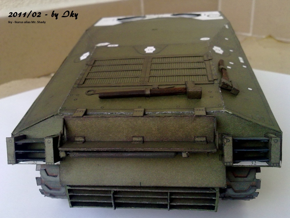 M4A3 Sherman (Plná velikost v novém okně) M4A3 Sherman