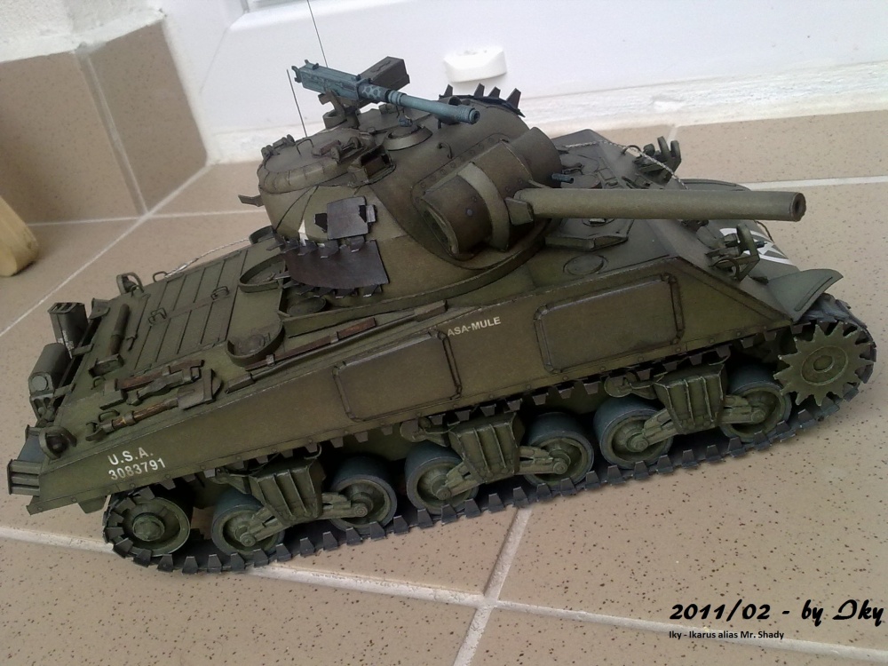M4A3 Sherman (Plná velikost v novém okně) M4A3 Sherman