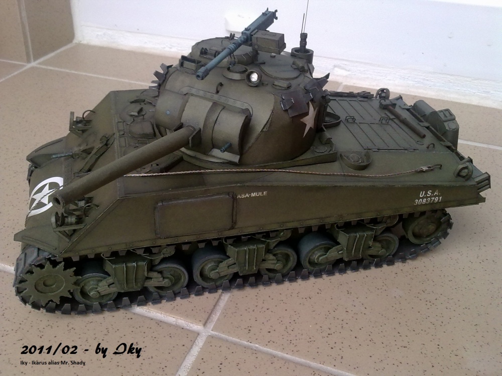 M4A3 Sherman (Plná velikost v novém okně) M4A3 Sherman