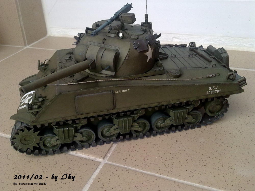 M4A3 Sherman (Plná velikost v novém okně) M4A3 Sherman
