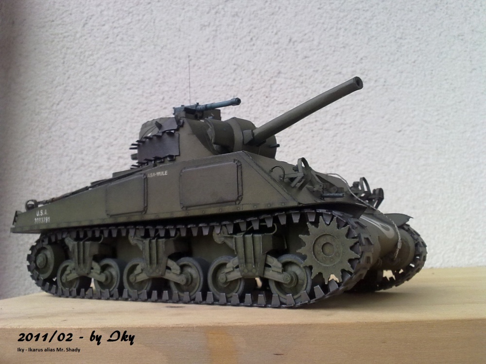 M4A3 Sherman (Plná velikost v novém okně) M4A3 Sherman