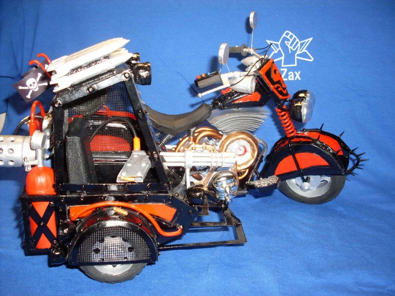 Mad Zax Chopper - ARMAGEDDON RACE (Plná velikost v novém okně) Mad Zax Chopper - ARMAGEDDON RACE