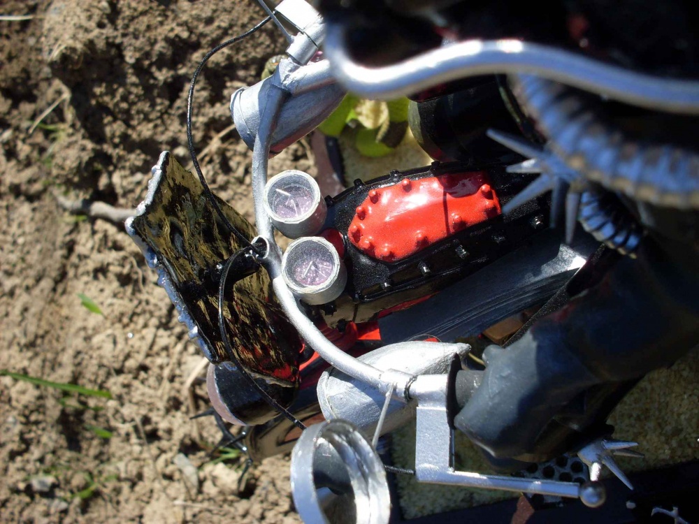 Mad Zax Chopper - ARMAGEDDON RACE (Plná velikost v novém okně) Mad Zax Chopper - ARMAGEDDON RACE