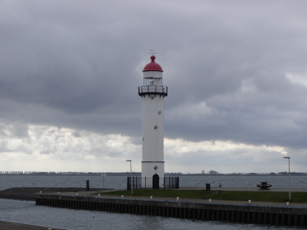 maják Hellevoetsluis (Plná velikost v novém okně) maják Hellevoetsluis