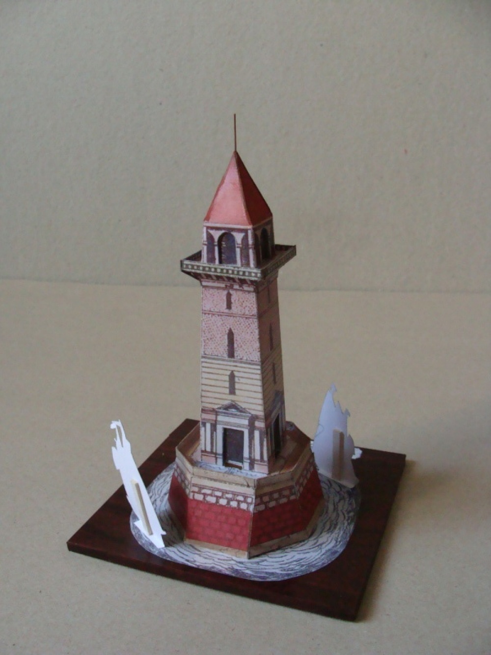 maják Phare sur L´océan (Plná velikost v novém okně) maják Phare sur L´océan