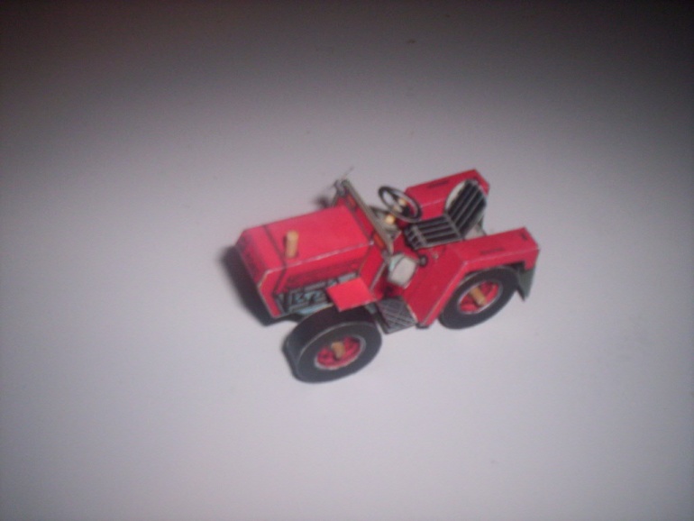 Malotraktor (Plná velikost v novém okně) Malotraktor