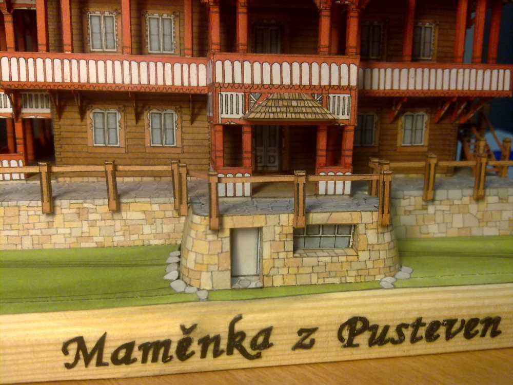 Maměnka z Pusteven (Plnďż˝ velikost v novďż˝m oknďż˝) Maměnka z Pusteven