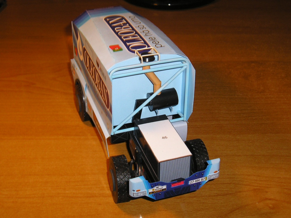 245627