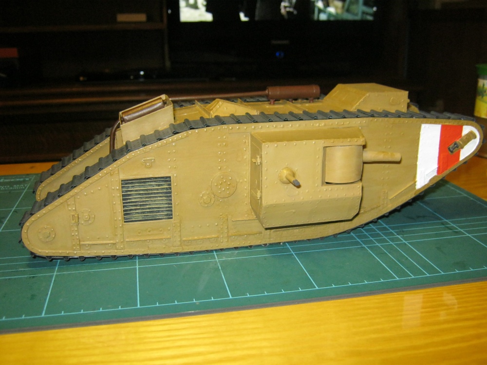 Mark Mk IV male (Plná velikost v novém okně) Mark Mk IV male