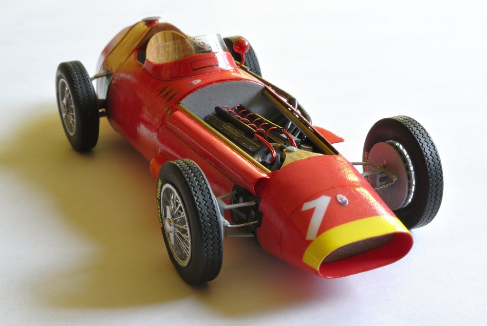Maserati 250F (1957) J.M.Fangio (Plná velikost v novém okně) Maserati 250F (1957) J.M.Fangio